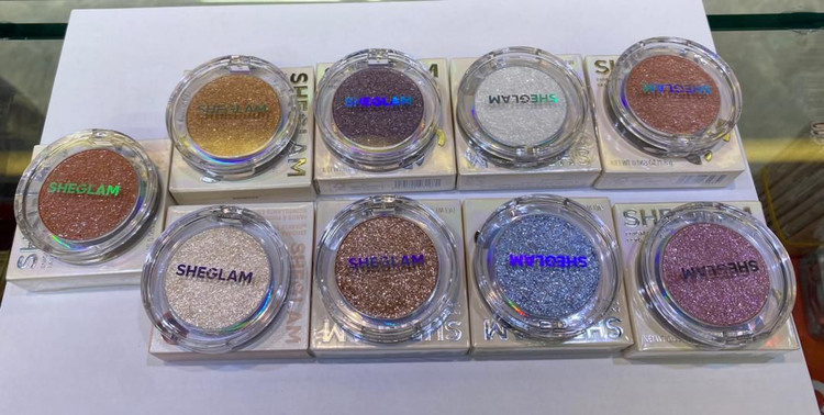سایه چشم Enigma sparkly eyeshadow